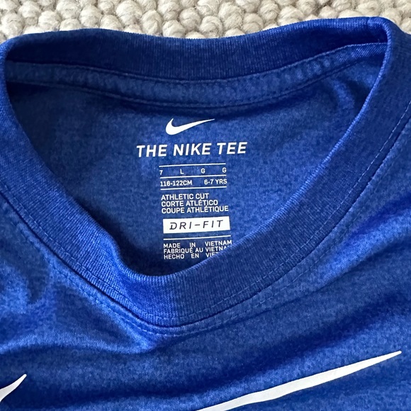 Boys youth small dri-fit tshirts, great condition! Under Armour and Nike - Picture 5 of 7